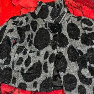 Stylish Kids' Grey and Black Patterned Jacket